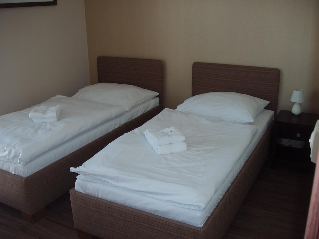 Hotel Predium Vráble Chambre photo