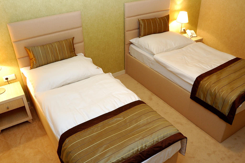 Hotel Predium Vráble Chambre photo