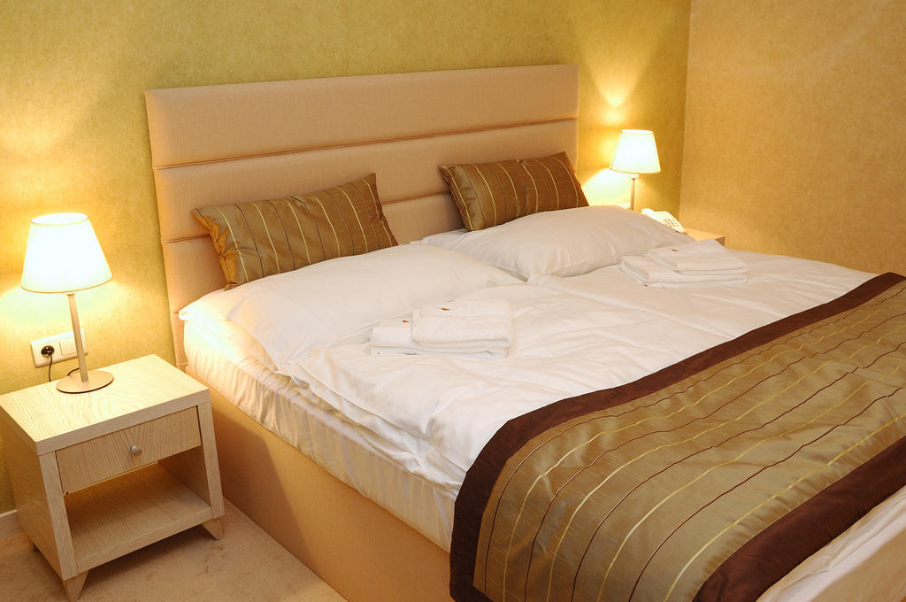 Hotel Predium Vráble Extérieur photo